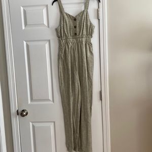 Adorable Romeo & Juliet Couture jumpsuit